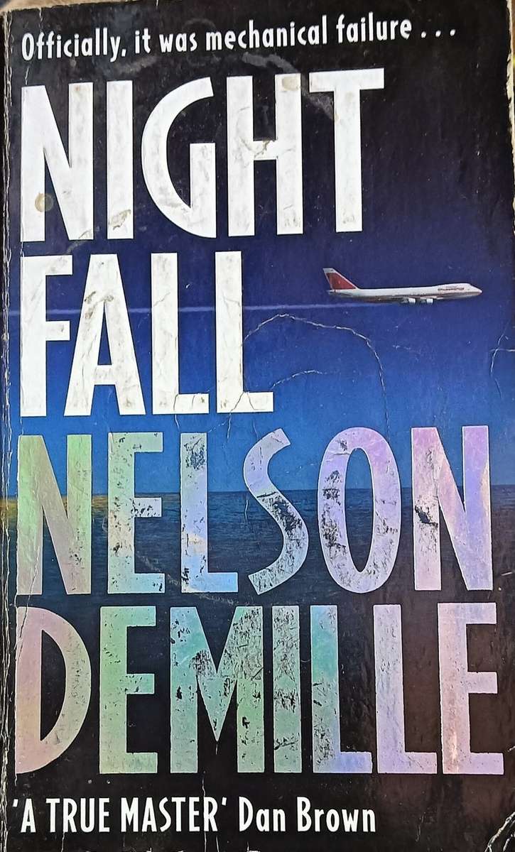Night Fall - Nelson Demille - Softcover - 581 Pages
