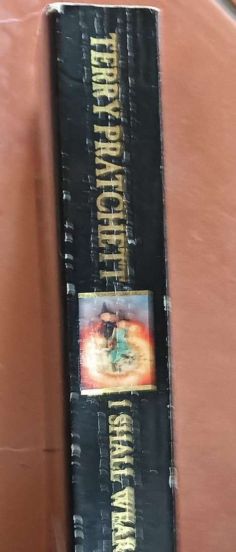 I Shall Wear Midnight - Terry Pratchett - Softcover - 419 pages - A Discworld Novel