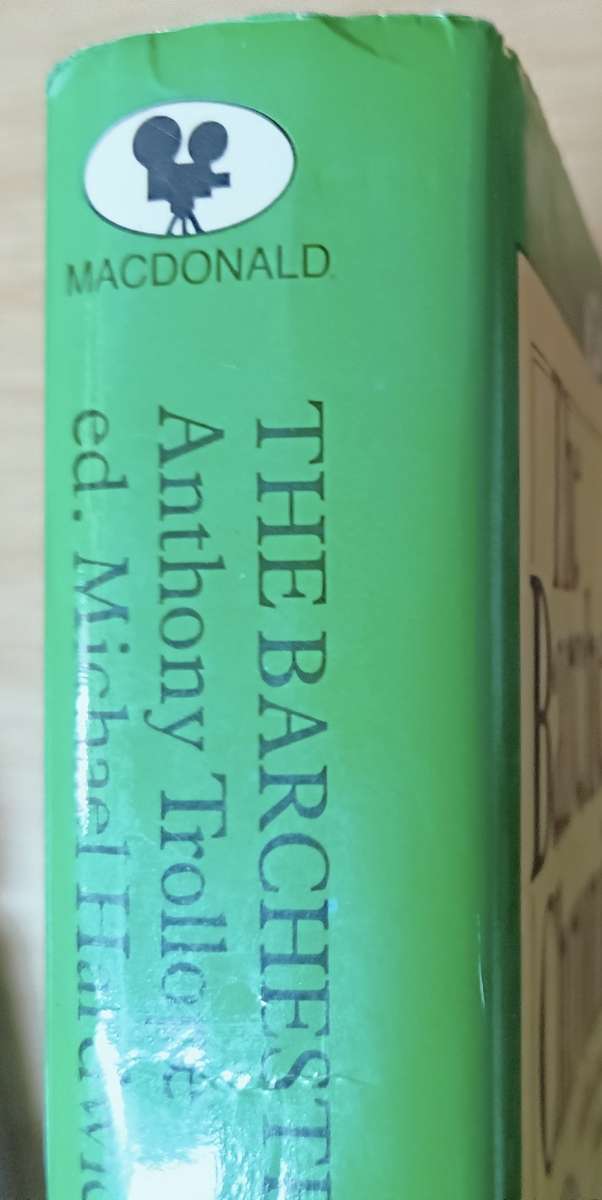 The Barchester Chronicles - Anthony Trollope - Hardcover - 430 Pages
