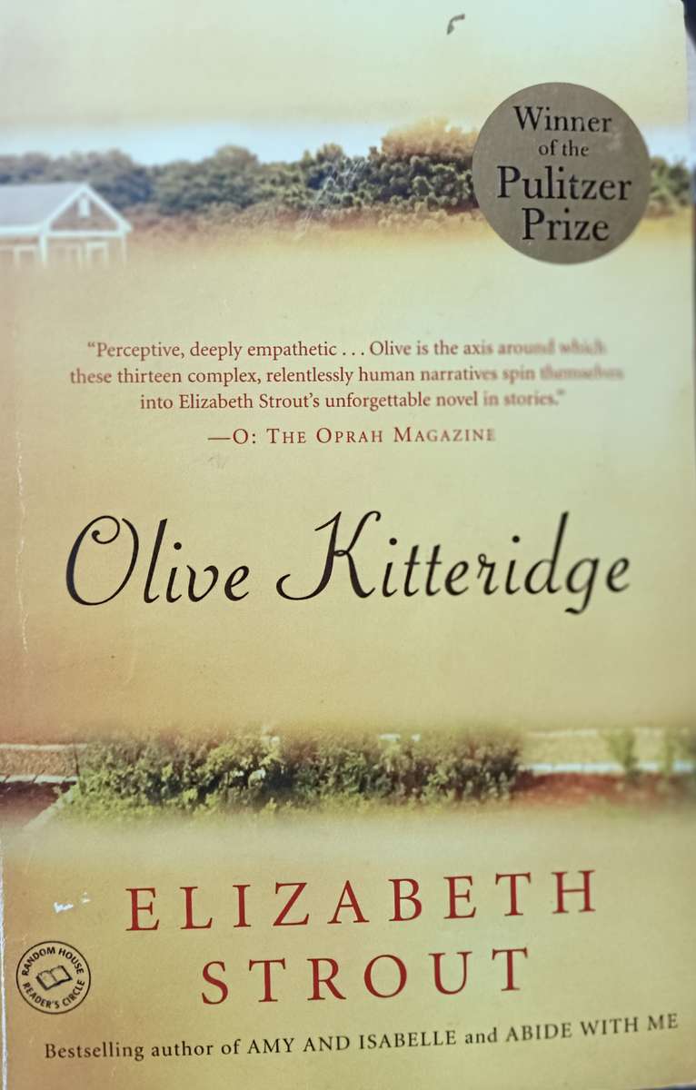 Olive Kitteridge - Elizabeth Strout - Softcover - 286 Pages