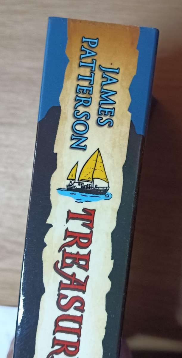 Treasure Hunters - James Patterson & Chris Grabenstein - Softcover - 451 Pages