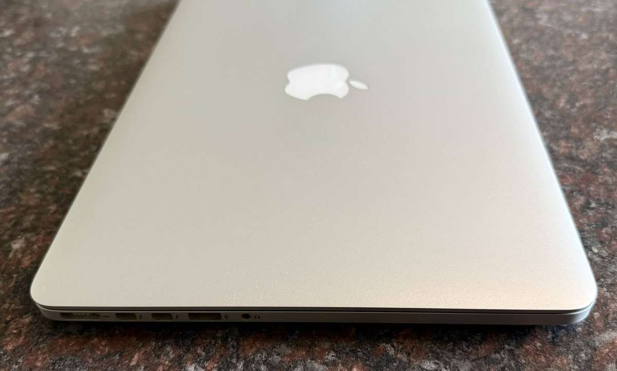 MacBook Pro Retina 13 (Mid 2014) 2.8GHz i5 / 8GB RAM / 500GB SSD, Excellent Condition