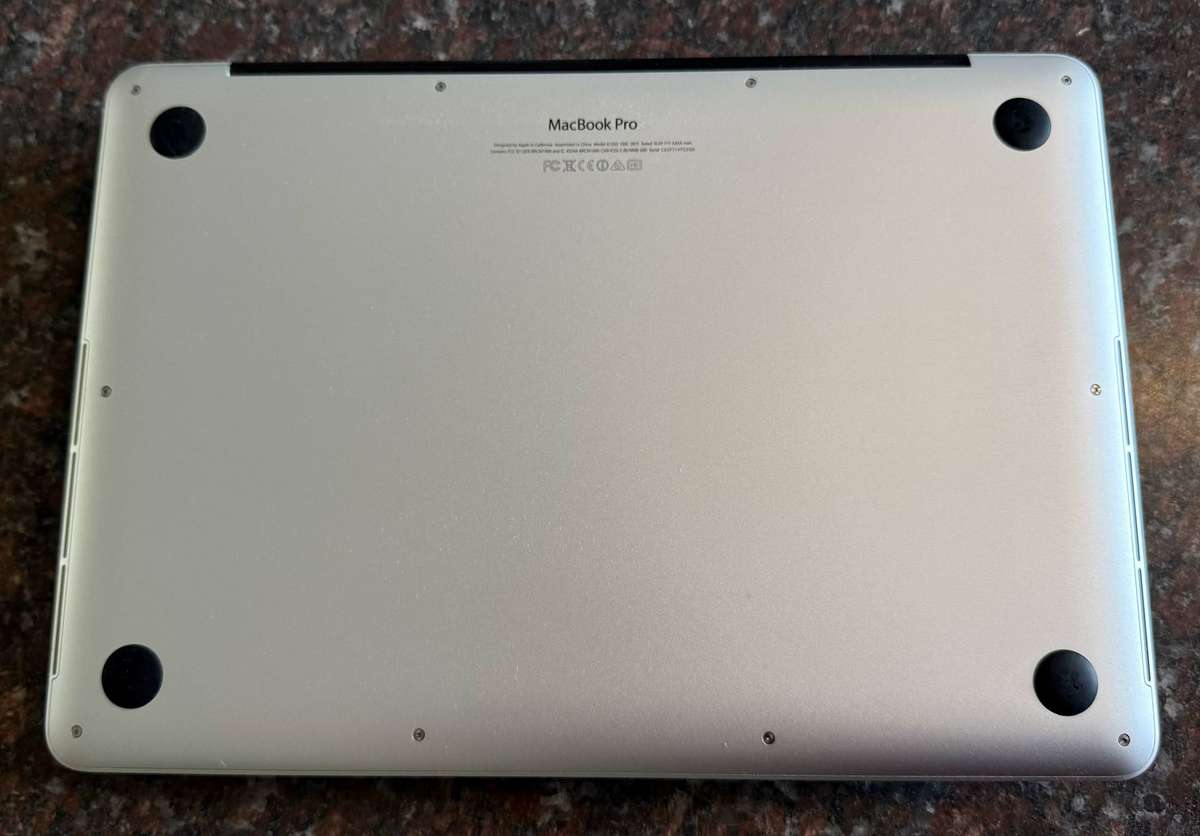 MacBook Pro Retina 13 (Mid 2014) 2.8GHz i5 / 8GB RAM / 500GB SSD, Excellent Condition