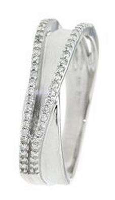9k / 9ct white gold & diamond Wave Dress diamond RING. Last one!