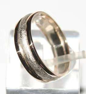 9k / 9ct white & yellow gold Designer BAND: 6mm, size R, S or T