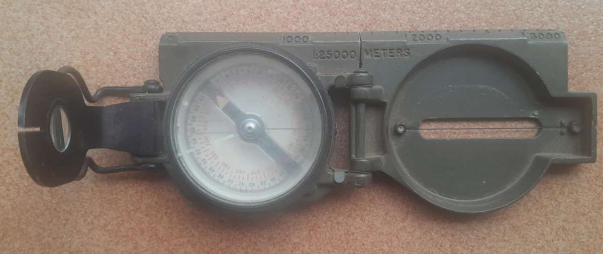 U.S. ARMY VIETNAM COMPASS