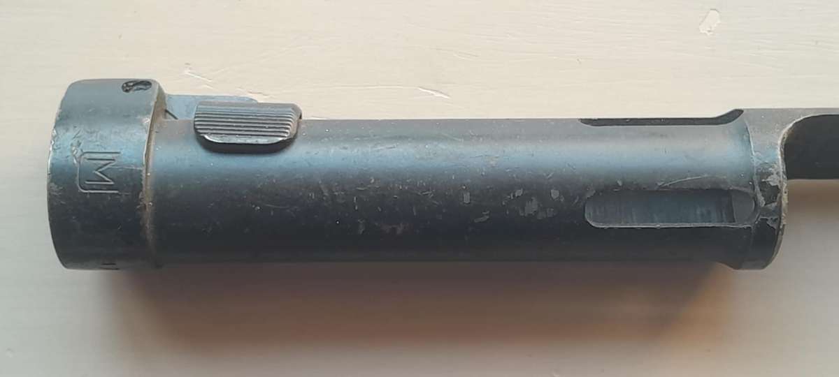 R1 BAYONET & STEEL SCABBARD **Union marked**