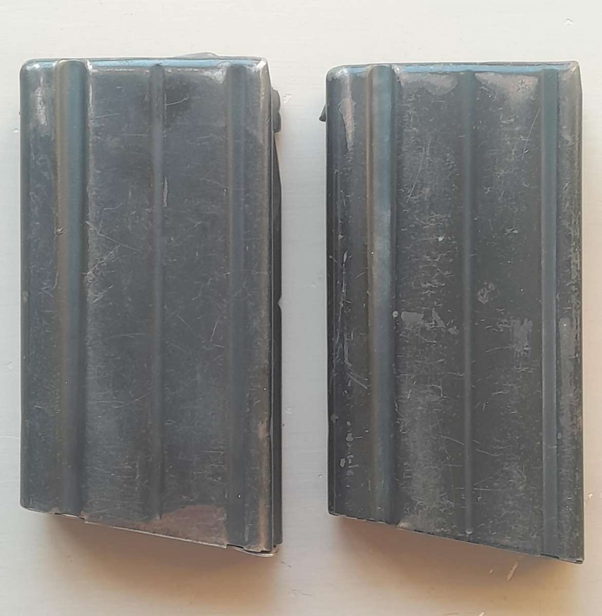 FN/R1 RIFLE MAGAZINES X 2 **Incl. Pouch**