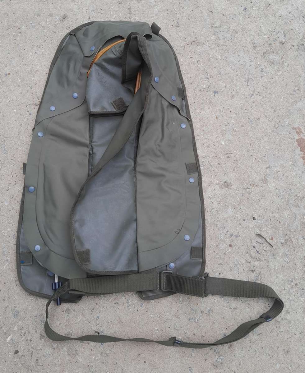 GERMAN MILITARY SELF-INFLATING LIFE VEST