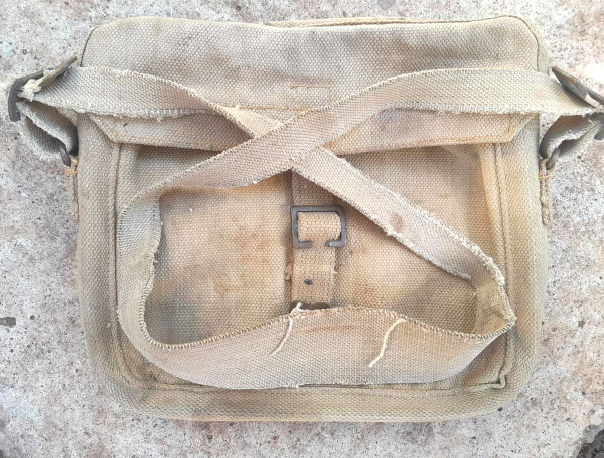 PAT.37 SATCHEL SIGNALS RADIO BAG