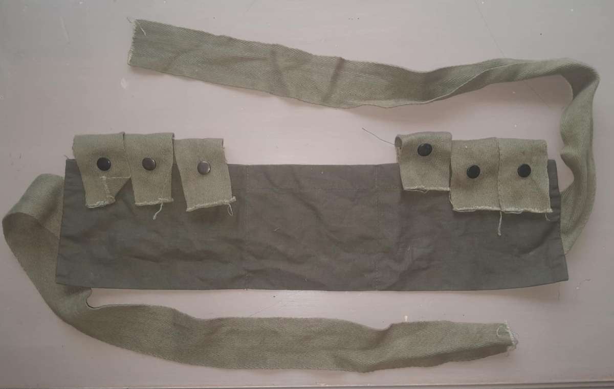 M79 40mm SNOTNEUS BANDOLIER **Scarce**