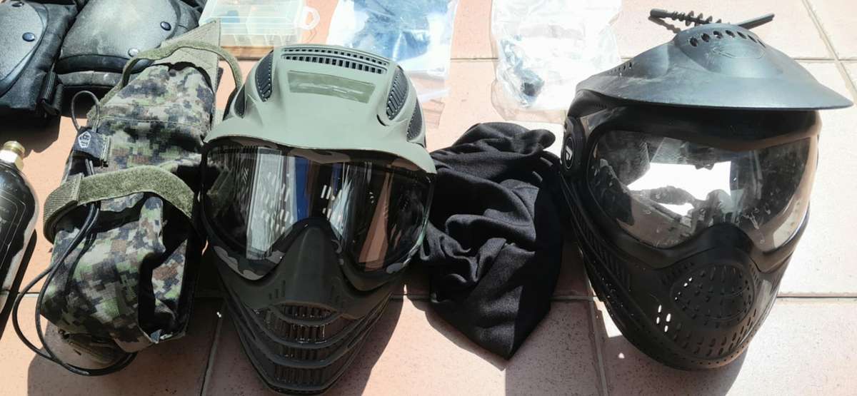 TIPPMANN PAINTBALL RIFLE + COMPLETE KIT with many extras