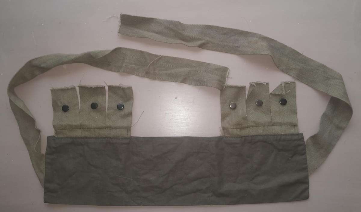 M79 40mm SNOTNEUS BANDOLIER **Scarce**