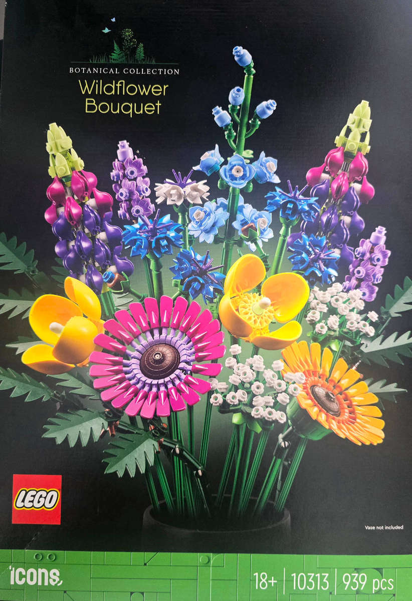 Lego Wildflower Bouquet