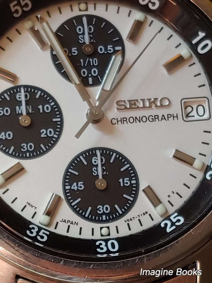 Seiko Panda - V657-7100