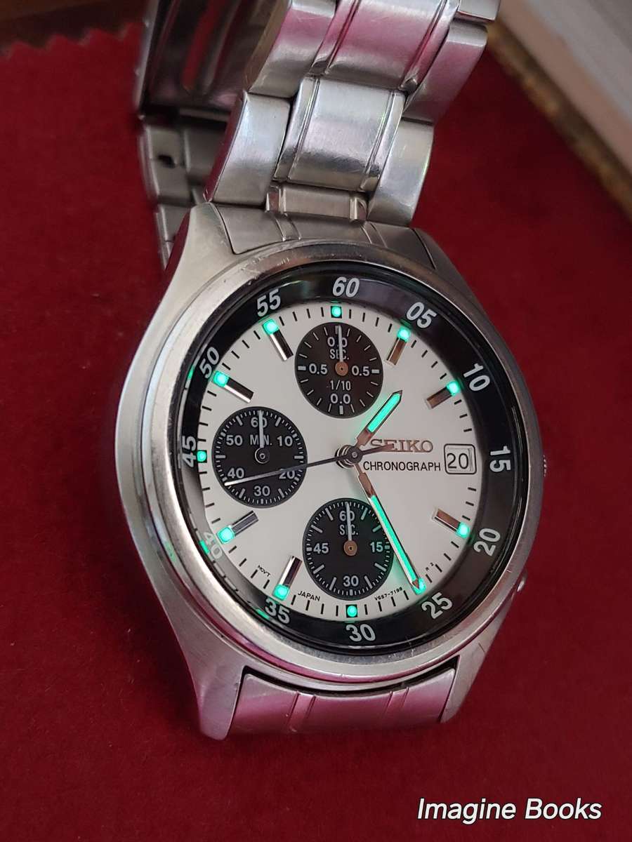 Seiko Panda - V657-7100