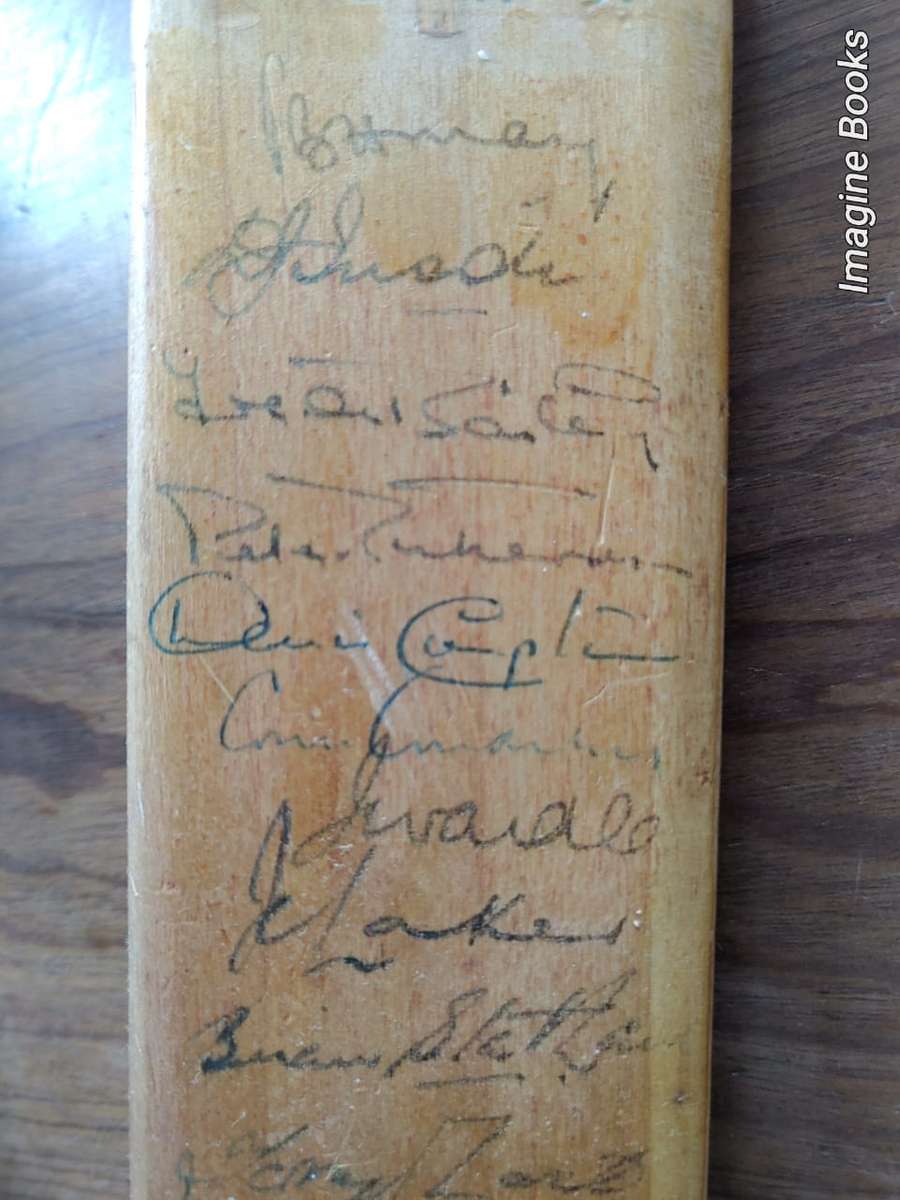 Gradidge Jackie McGlew SA/England Teams 1950s Signed Miniature Cricket Bat