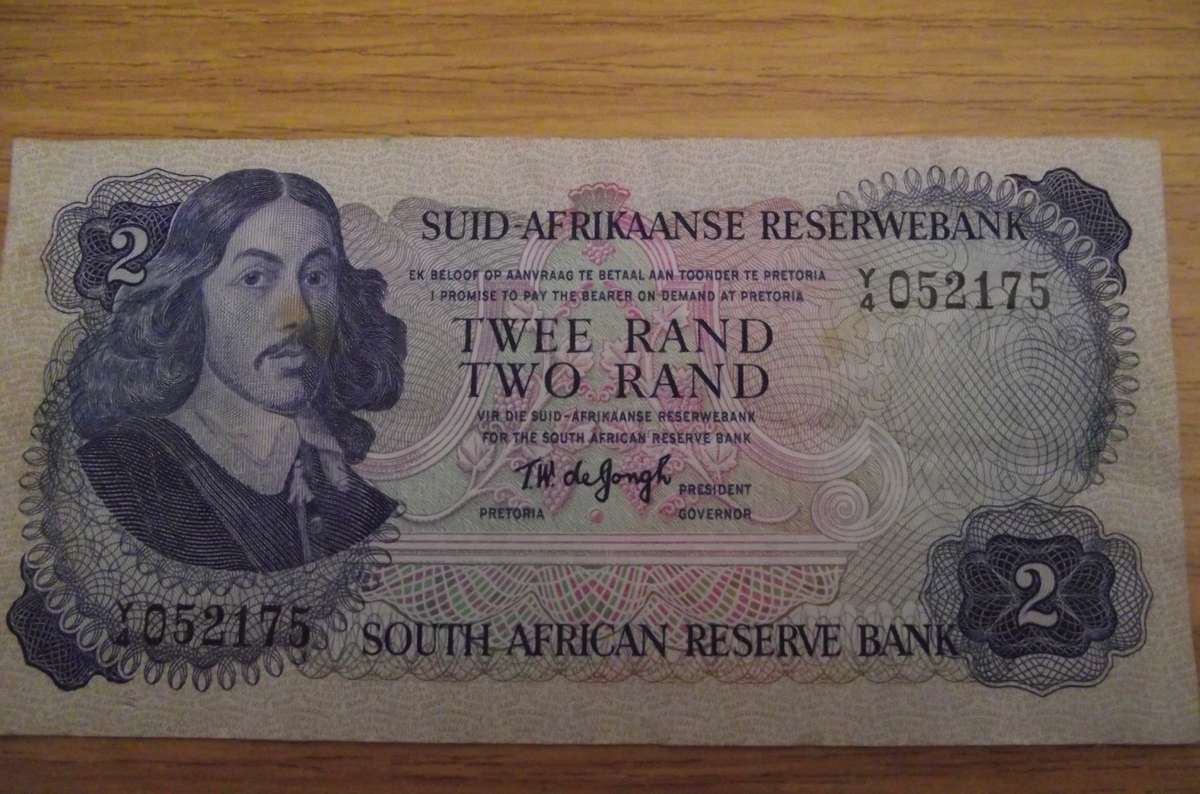 RARE : REPLACEMENT NOTE :  2 RAND : 2 nd Issue : Y 4  A / E : T W DE JONGH : WM , SPRINGBOK