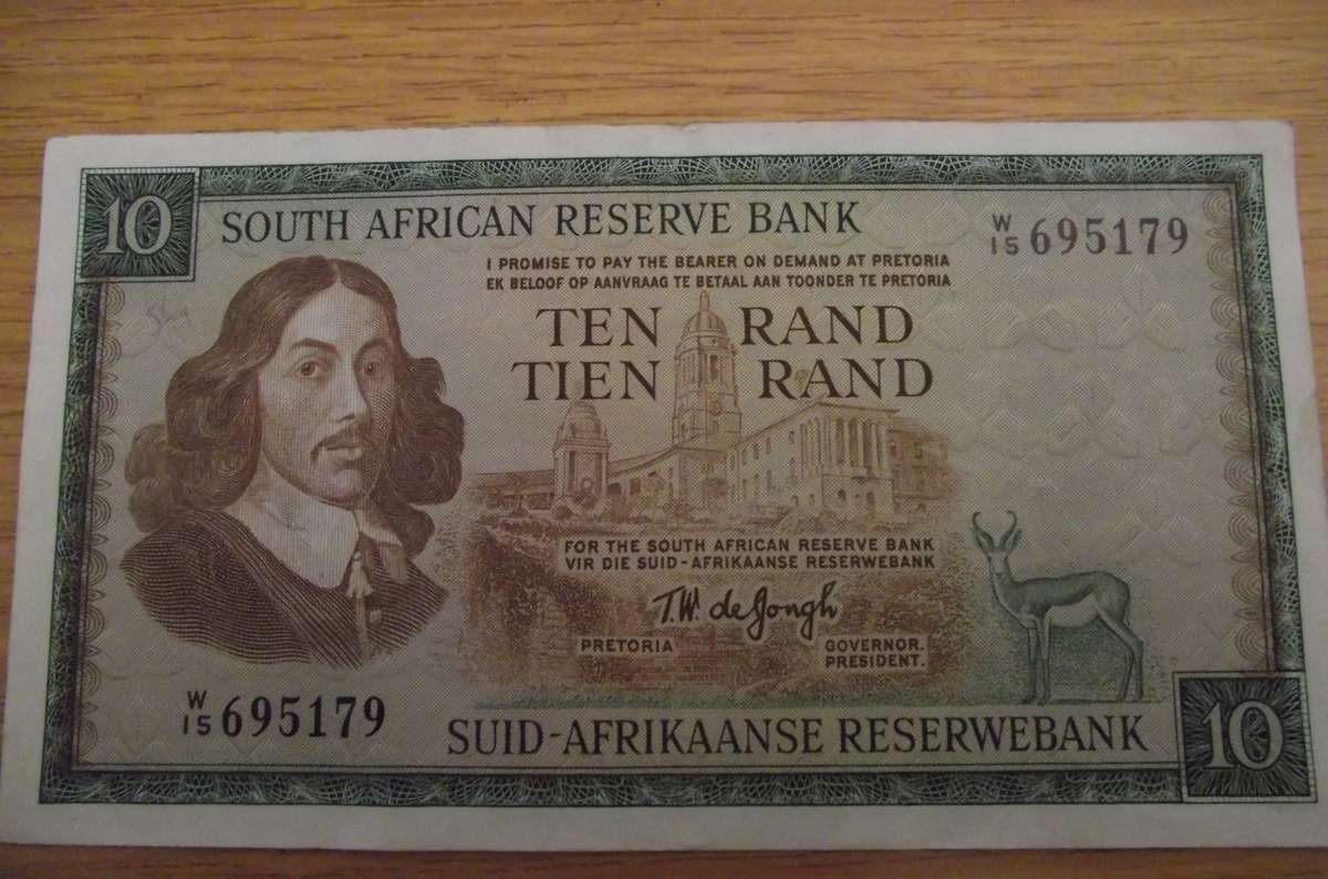 REPLACEMENT NOTE :  10 RAND : 3 rd Issue : W 15  E / A : T W DE JONGH