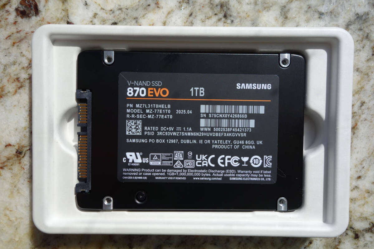 Samsung 870 EVO 1TB SATA III Solid State Drive (SSD)