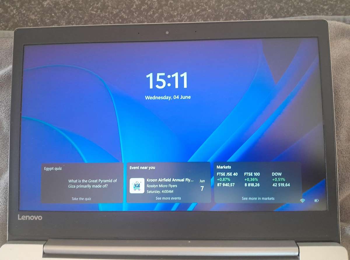 Lenovo Laptop Ideapad S130 14 Inch - 4GB DDR4 237GB SSD