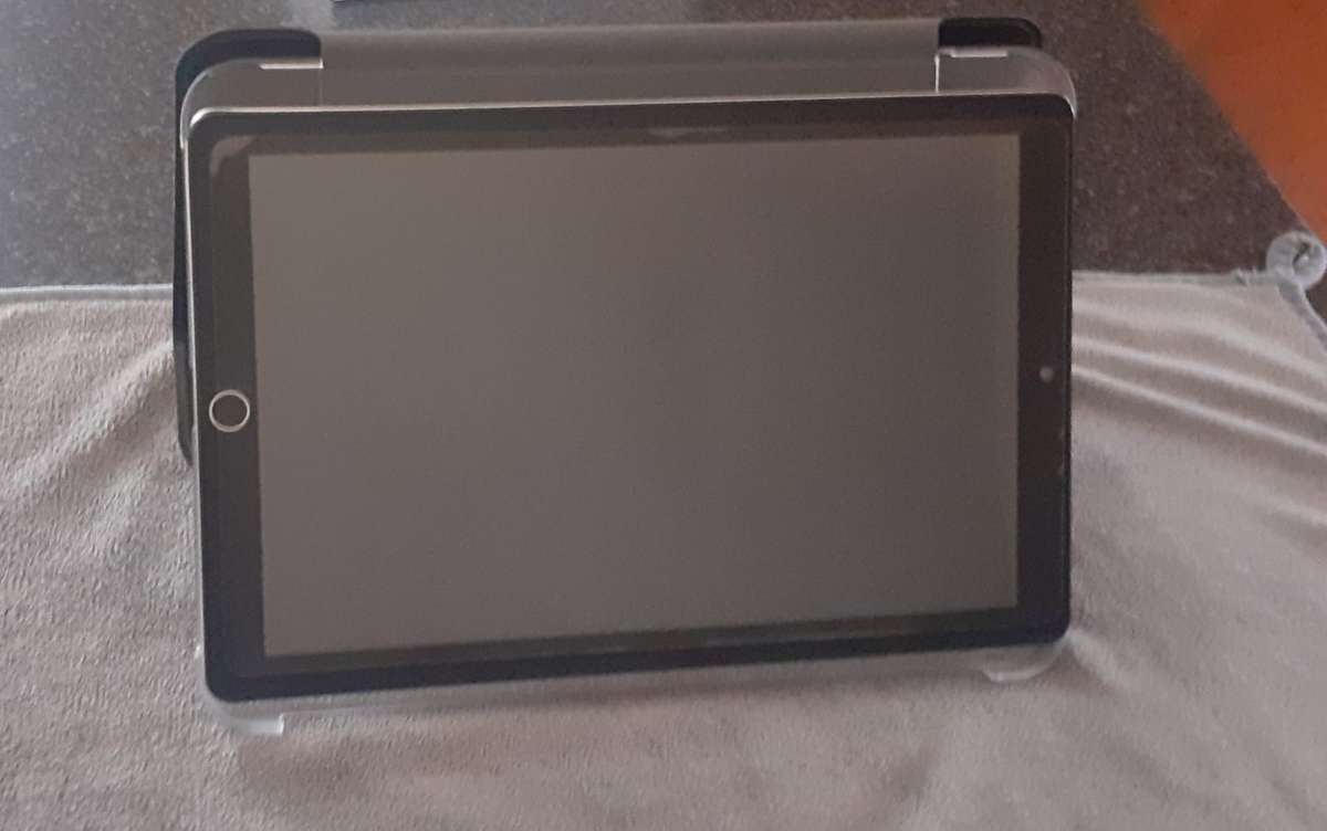 Android Note  4 Plus Tablet "10.1" screen, 4GB, 64GB, Android 8.1, Quad Core, 4G, WIFI