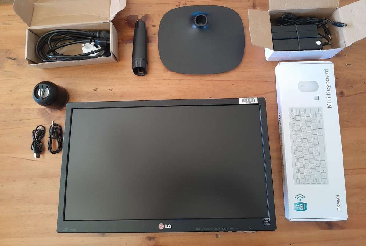 Centerm Thin Client Desktop Computer 8GB RAM 238GB SSD Intel Dual Core with Monitor Keyboard Mouse