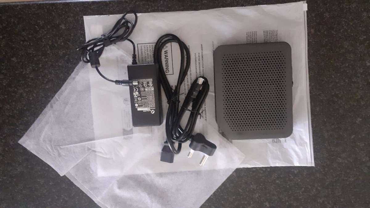 Centerm Thin Client Desktop Computer 8GB RAM 256GB Intel quad core 2.0Ghz Mini PC