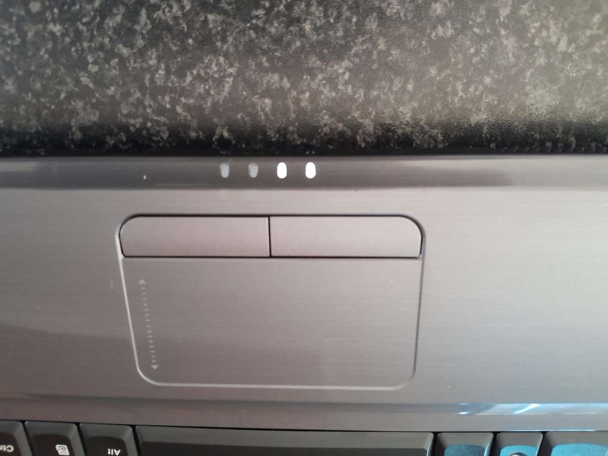 Lenovo G550 2 Intel.Core 2 DUO CPU 2.20GHz 8GB 64Bit