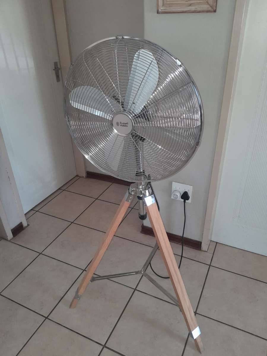 Russel Hobbs Tripod Fan 50cm - Excellent condition