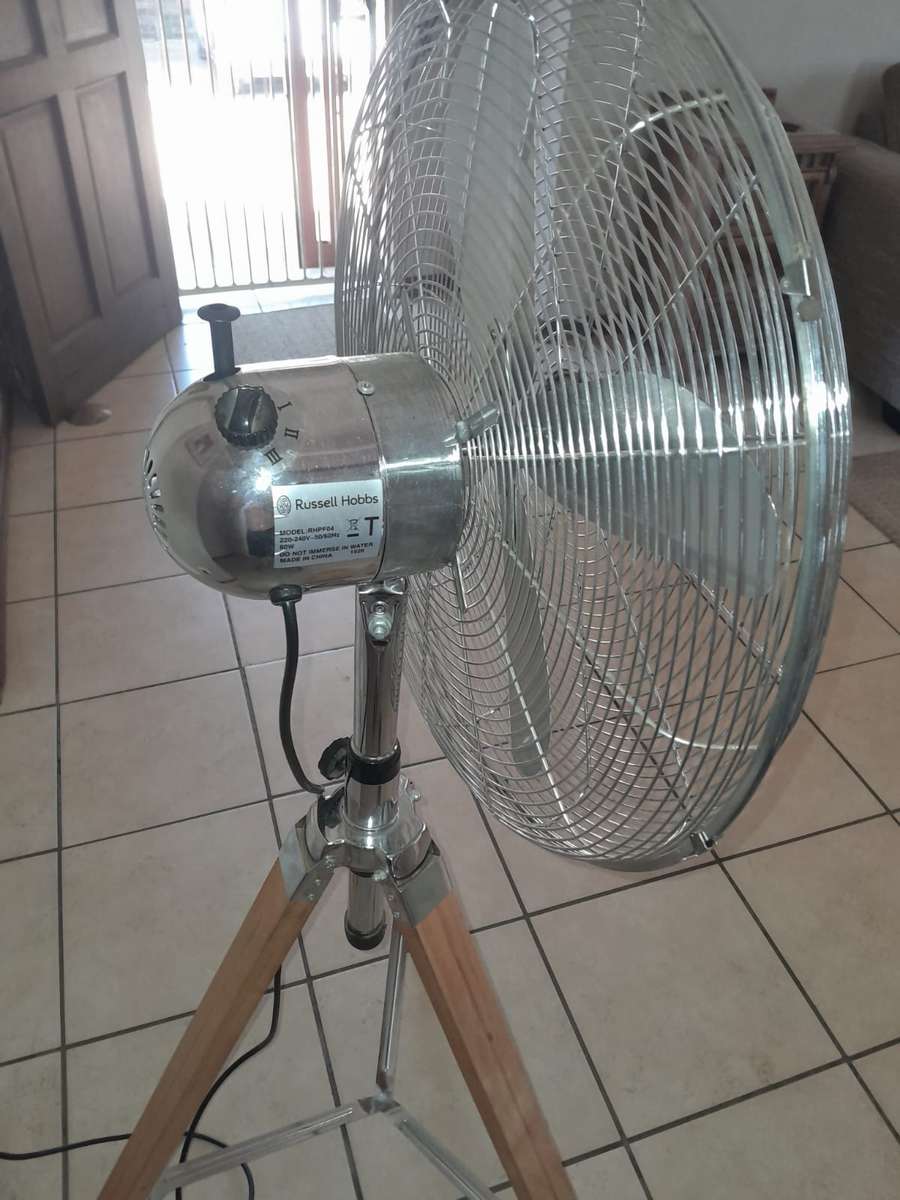 Russel Hobbs Tripod Fan 50cm - Excellent condition