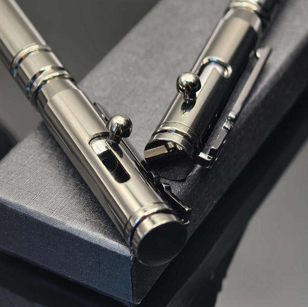 Tactical Design Bullet Shape Ballpoint Pen with Refills