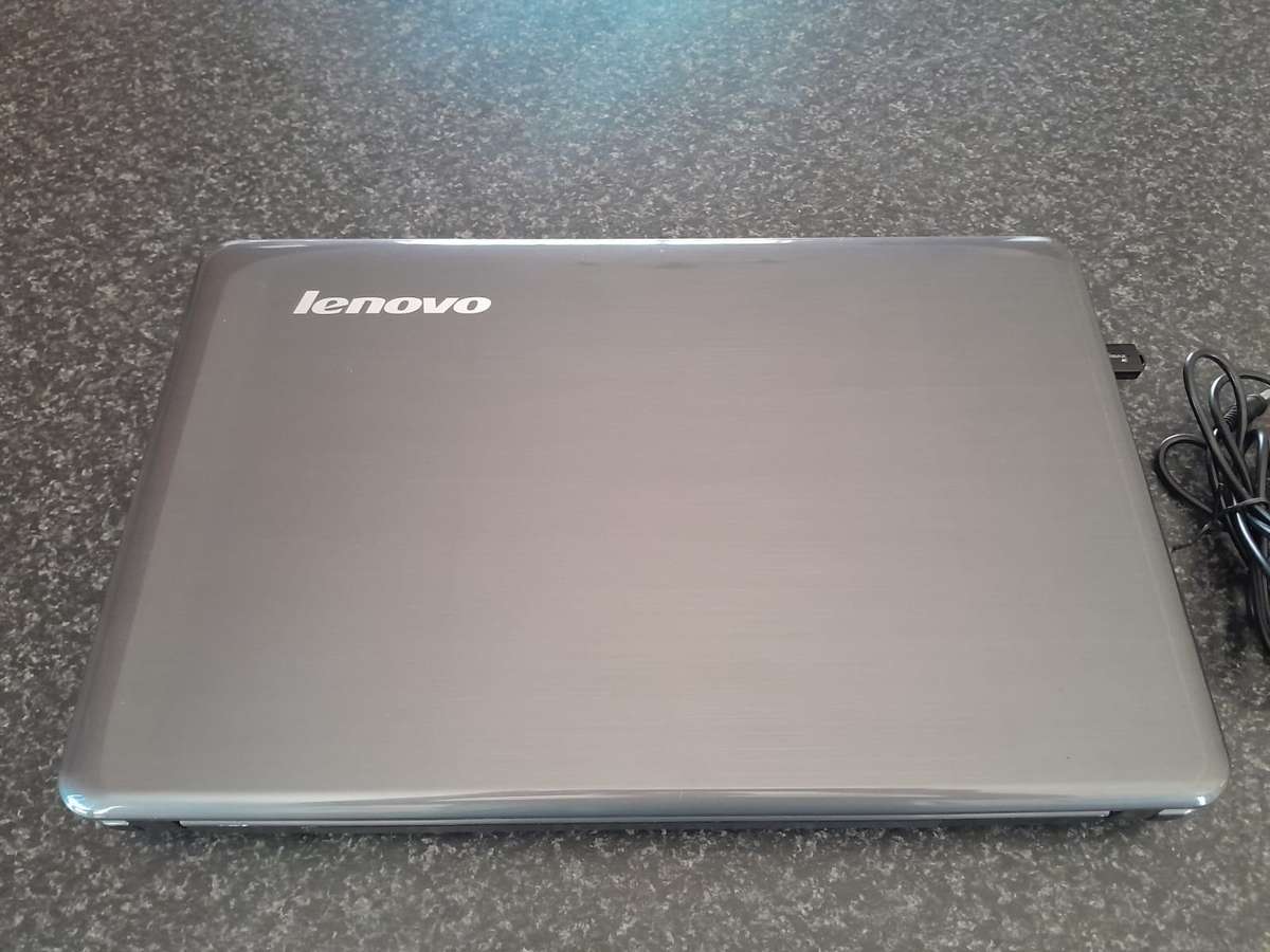 Lenovo G550 2 Intel.Core 2 DUO CPU 2.20GHz 8GB 64Bit