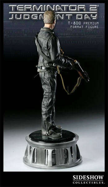 TERMINATOR 2 T800 1/4 SCALE STATUE