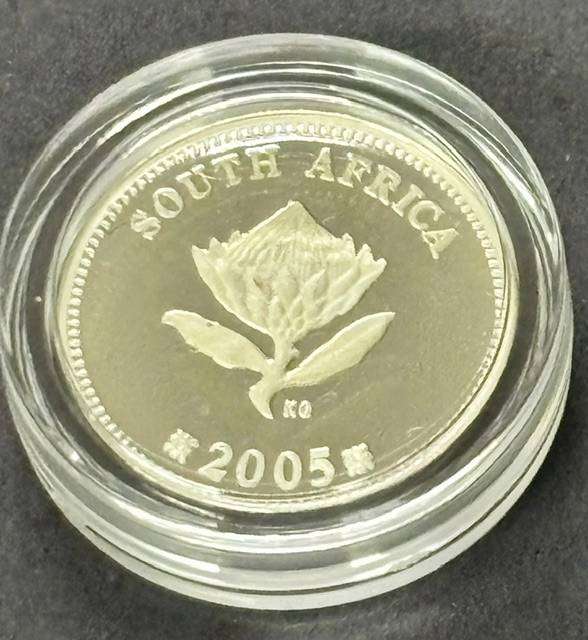 2005 SA Silver 2 1/2c Proof - Birds of Prey Series -The African Vultures