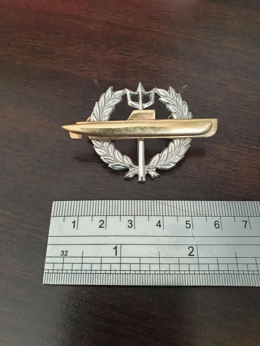 SA NAVY, COLLECTION OF QUALIFICATION BADGES.