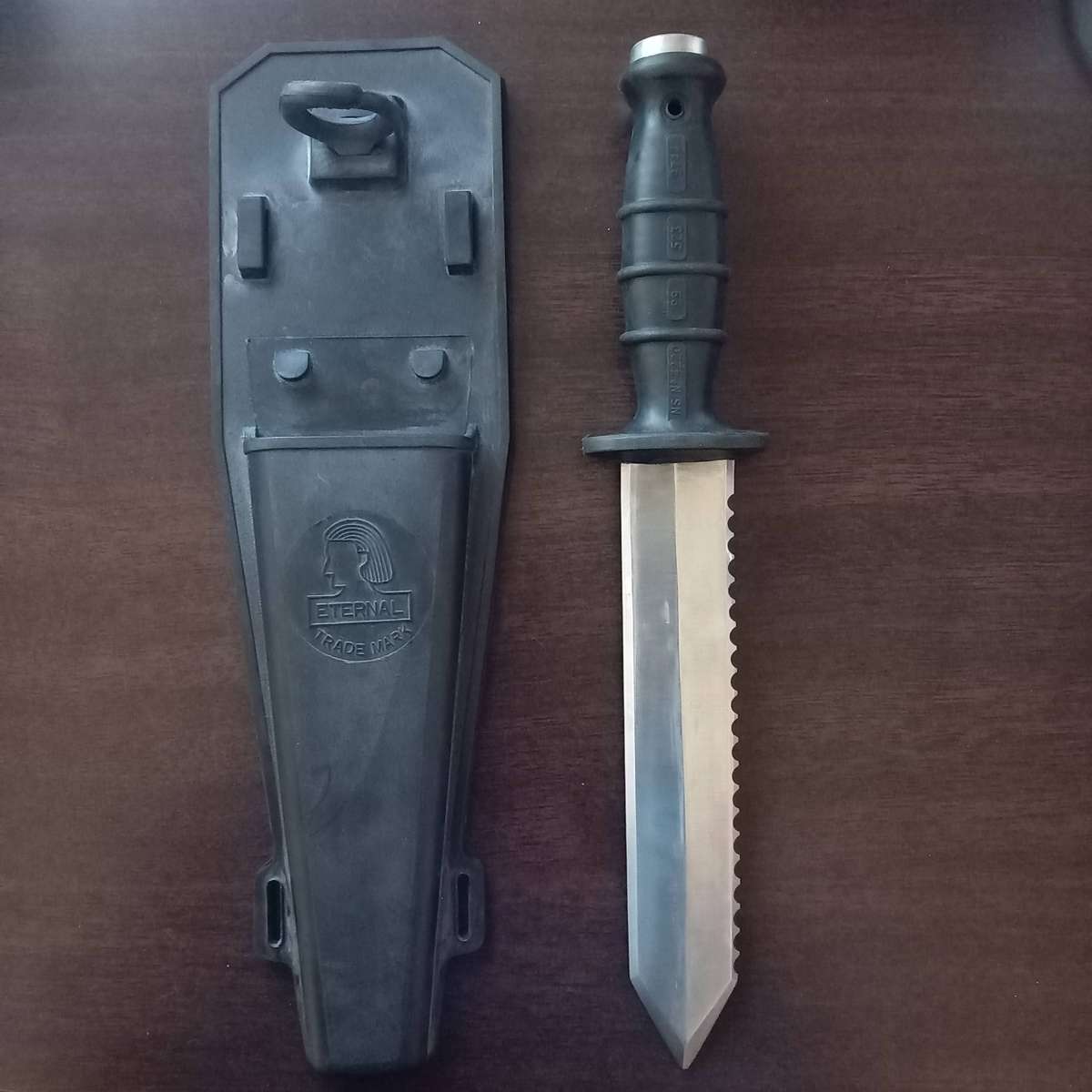 DRIVERS KNIFE