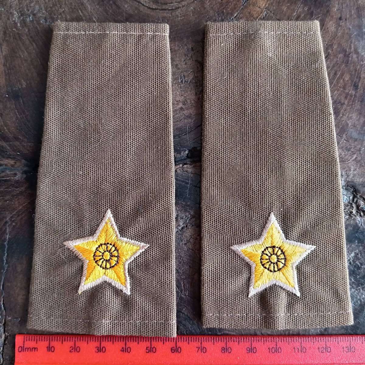 SADF, SECOND LIEUTENANT SLIP-ON SHOULDER RANKS