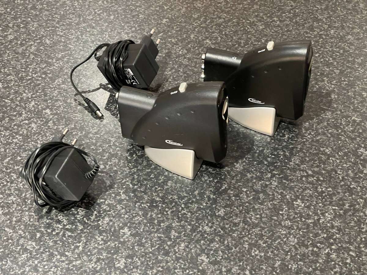 Ellies Wireless AV system