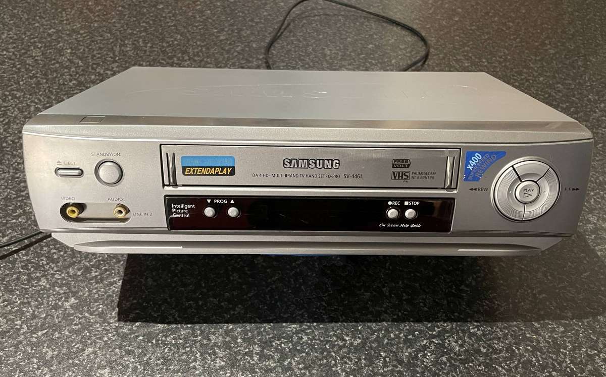 Samsung VHS recorder (No remote)