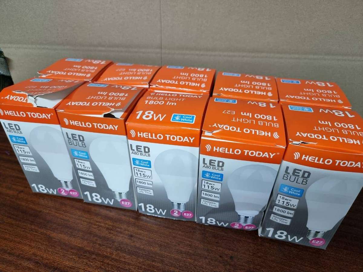 10 pack -  18w LED E27 Light bulb