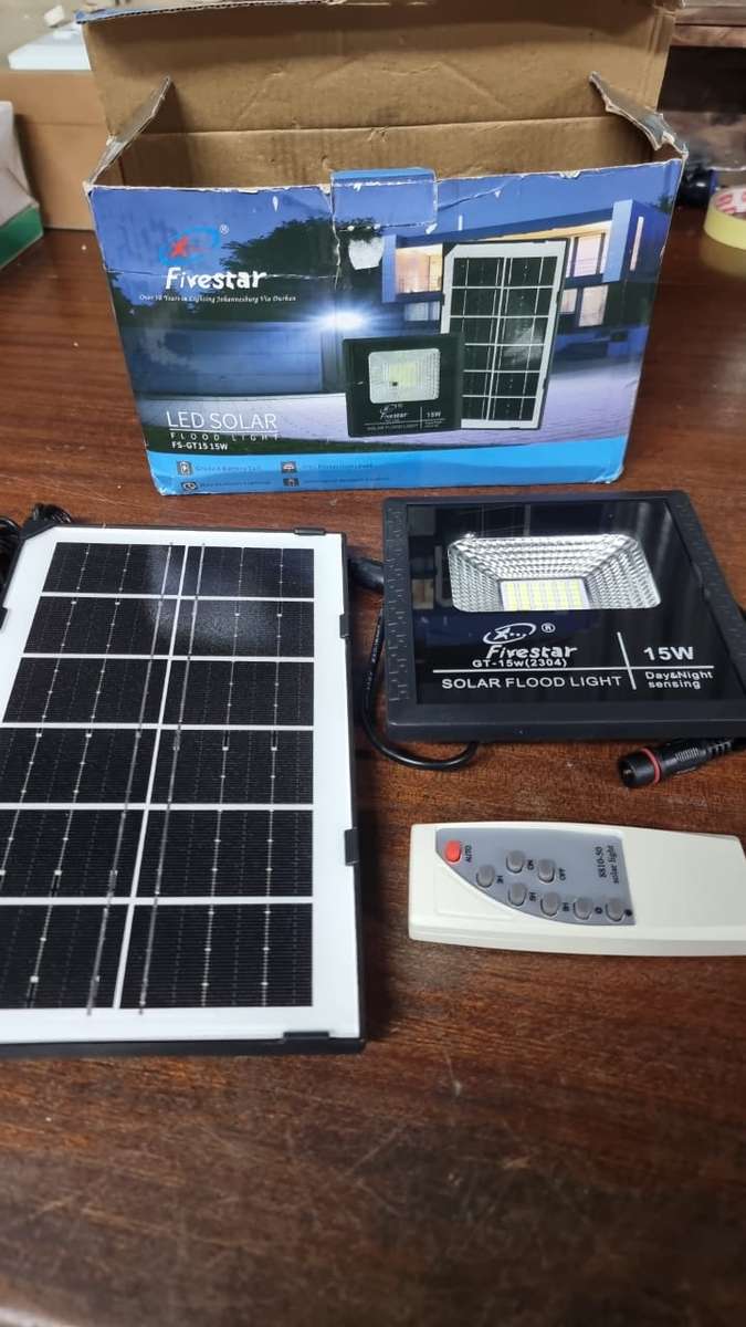 15w Solar LED Floodlight With Remote