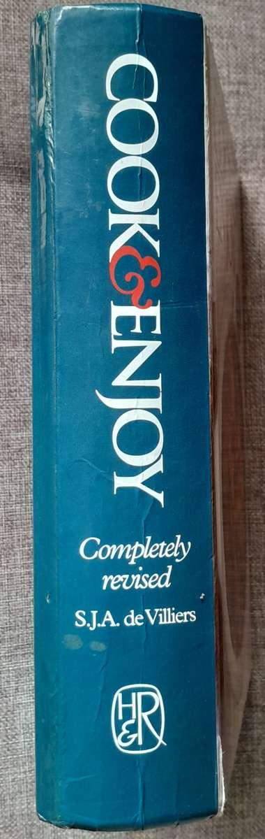 Cook and Enjoy Completely Revised - SJA de Villiers (Hardcover)