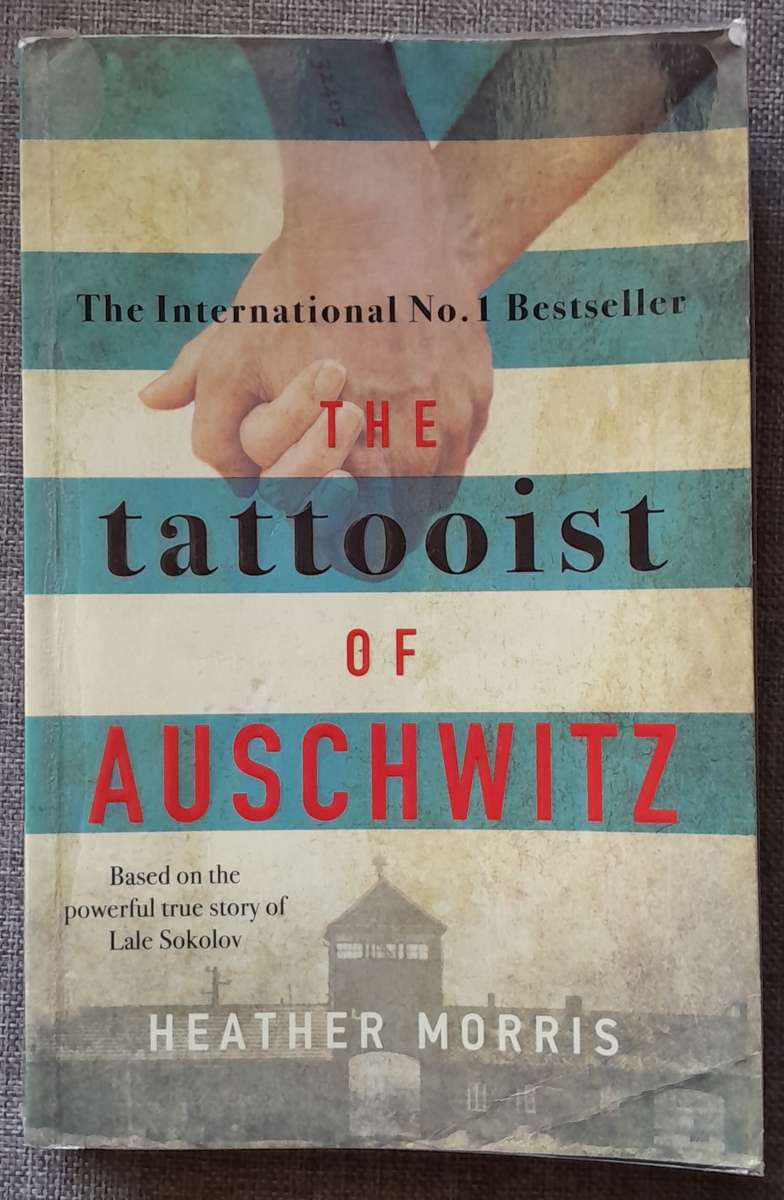 The Tattooist of Auschwitz - Heather Morris (Large Copy)