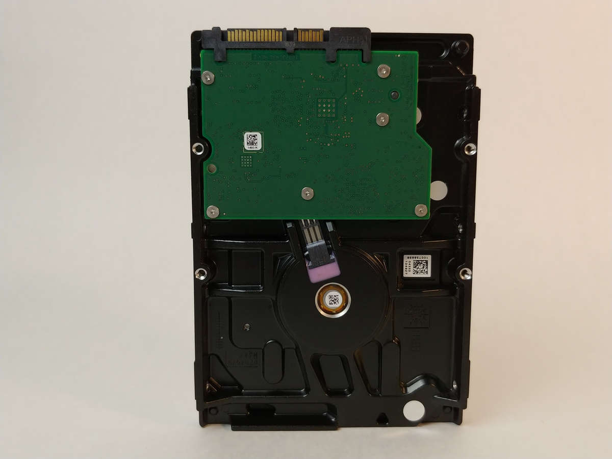 Seagate FireCuda ST1000DX002 1 TB 3.5" SATA III Desktop Hard Drive