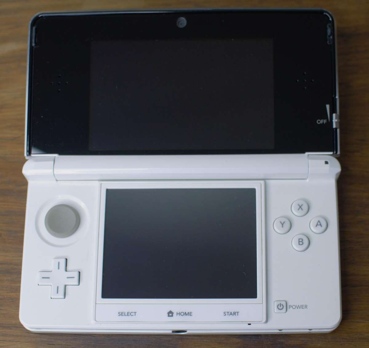 Nintendo 3DS Console + Game Bundle