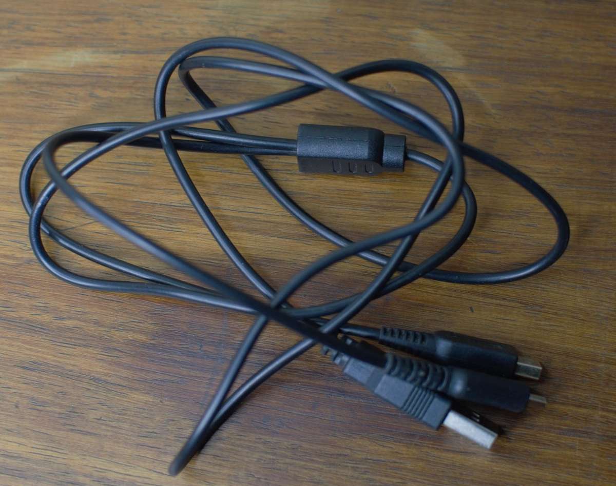 Nintendo 3DS Console + Game Bundle+