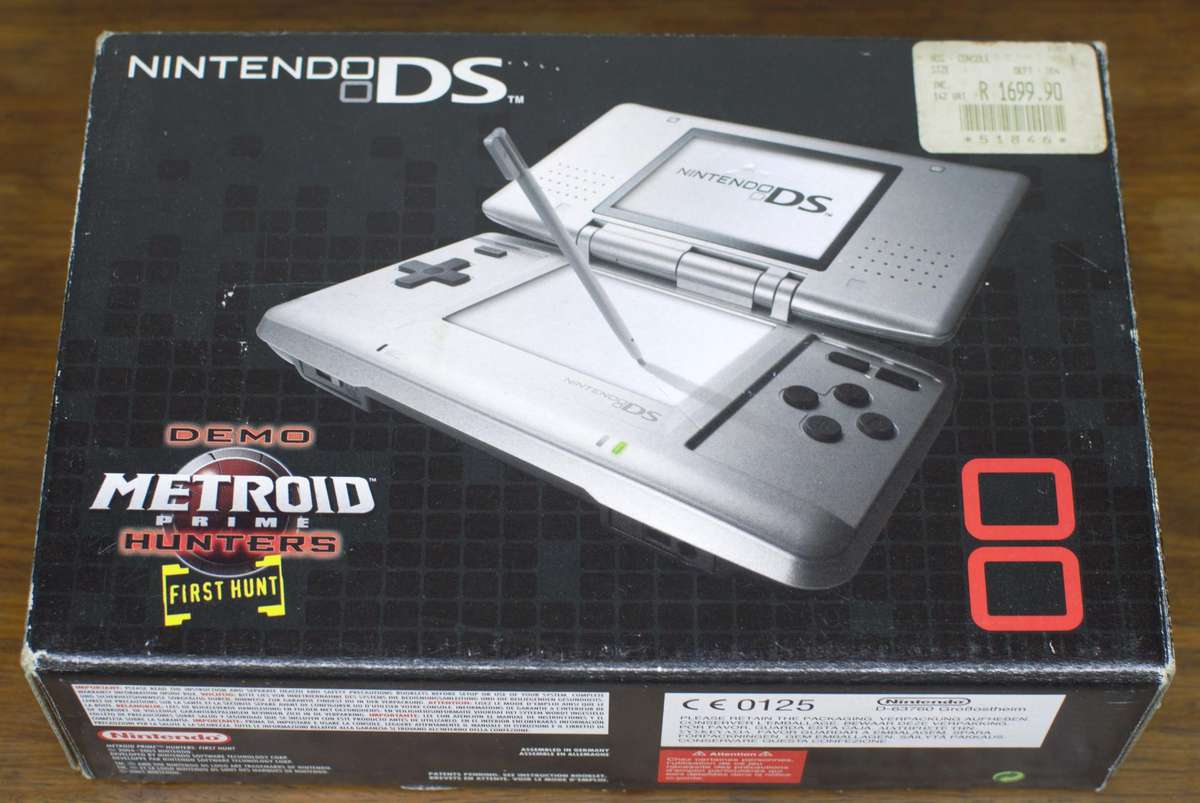Nintendo DS Console (Metroid Prime Hunters Demo) - Complete in Box