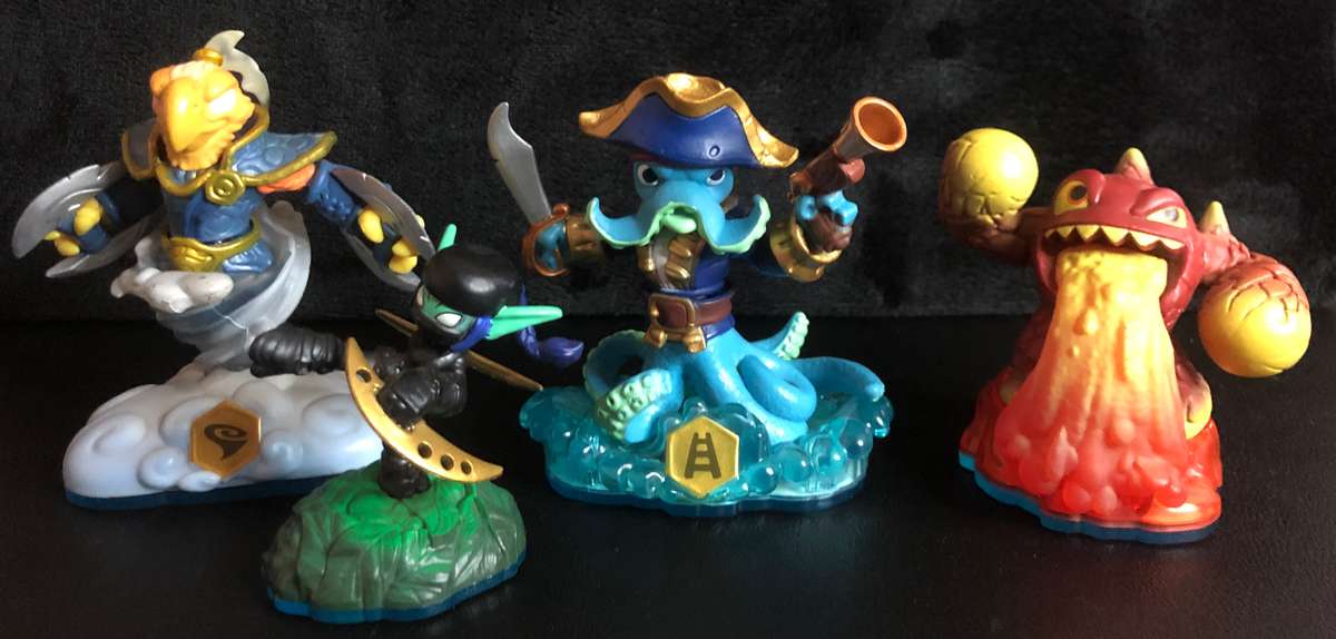 Skylanders: Swap Force Figure + Game Bundle - Nintendo Wii U