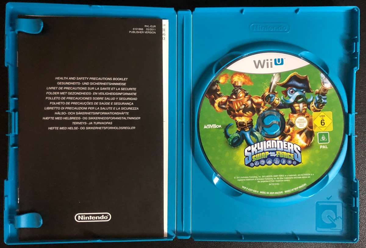 Skylanders: Swap Force Figure + Game Bundle - Nintendo Wii U